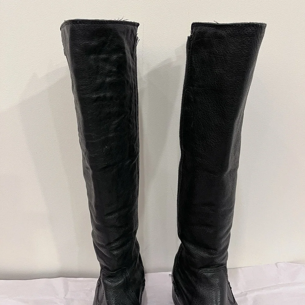 Frye Black Leather Knee High Riding Boots‎ Zip Closure Round Toe Women's 7.5 B